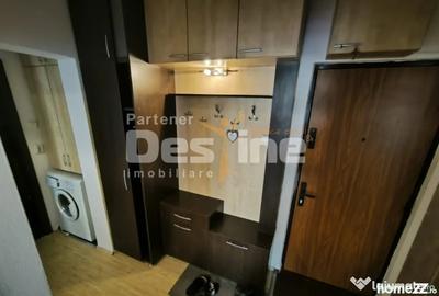 Apartament cu 2 camere decomandat în Răcădău