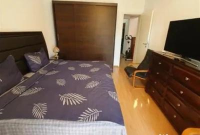 Apartament cu 2 camere decomandat în Tractorul - 2