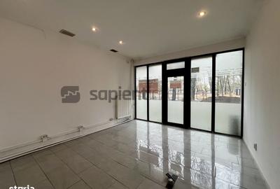 Spațiu comercial, de 32 mp, în Central