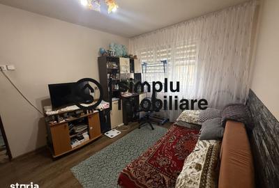 Apartament cu 3 camere semidecomandat în Valea Rosie