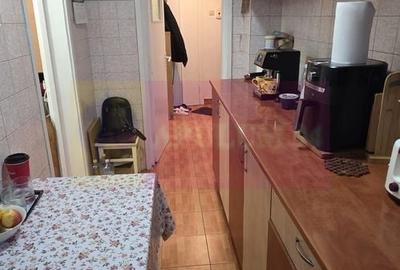 Apartament cu 3 camere circular în Central - 12