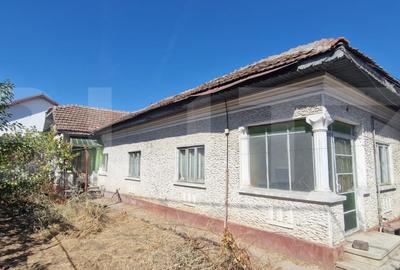 Casă cu 4 camere cu Canalizare în Brestei