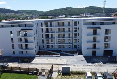 Apartament cu 4 camere semidecomandat în Florești - 3