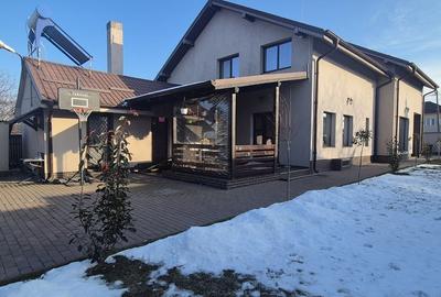 Casă cu 6 camere cu Teren 2106 Mp în Piatra - 7