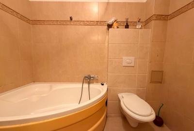 Apartament cu 2 camere decomandat, mobilat în Polonă - 15
