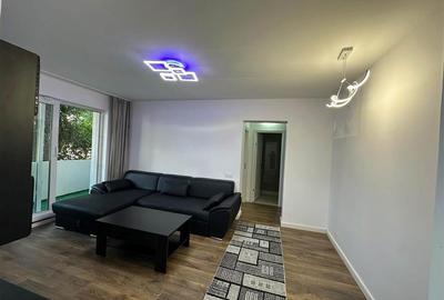 Apartament cu 2 camere semidecomandat în Podu Roș