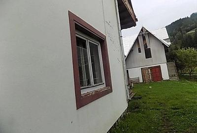 Casă cu Teren 900 Mp în Nord