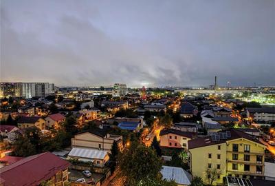 Garsonieră decomandată în Titan