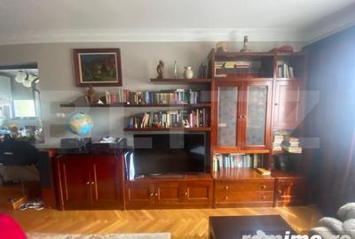 Casă cu 5 camere cu Teren 555 Mp în Unirii - 2