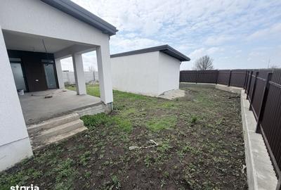 Casă cu 5 camere cu Teren 492 Mp în Glina - 3