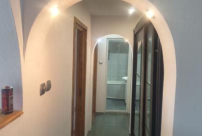Apartament cu 3 camere decomandat în Vărsătura - 9