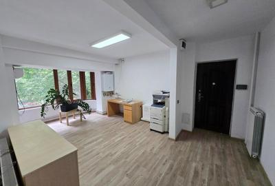 Apartament cu 3 camere semidecomandat în Ultracentral - 8