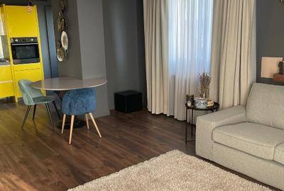 Apartament cu 2 camere semidecomandat, mobilat în Străulești