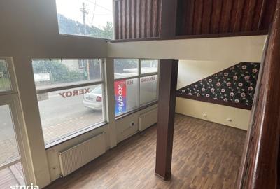 Spațiu comercial, de 120 mp, în Central - 1