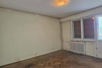 Apartament cu 3 camere în Central - 11