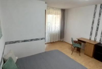 Garsonieră semidecomandată, mobilată în Lujerului