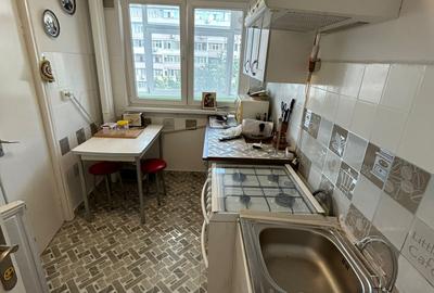 Apartament cu 3 camere semidecomandat în Crângași - 7