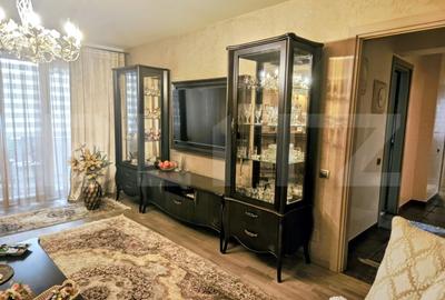 Apartament cu 3 camere decomandat, mobilat în Central