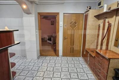 Apartament cu 3 camere decomandat, mobilat în Obcini