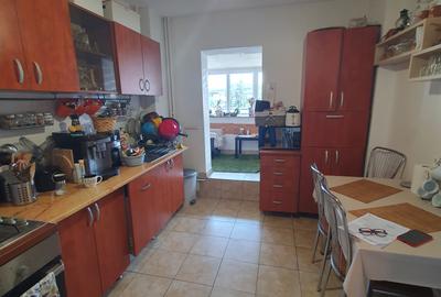 Apartament cu 2 camere în Județean