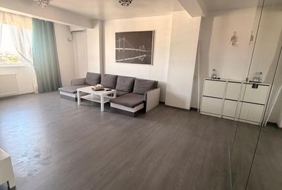 Apartament cu 2 camere decomandat în Palazu Mare