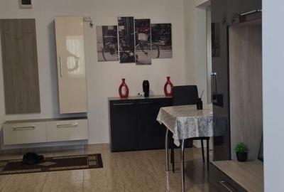 Apartament cu 2 camere decomandat în E3 - 1
