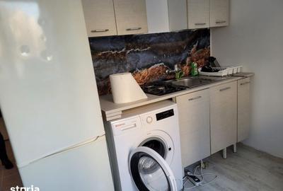 Apartament cu 3 camere semidecomandat în Tomis III - 5
