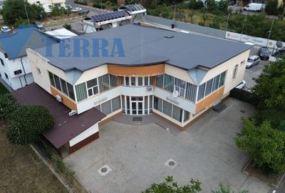 Spațiu comercial, de 520 mp, în Central - 1
