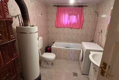 Casă cu 3 camere cu Teren 864 Mp în Central