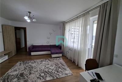 Apartament cu 2 camere semidecomandat în Tractorul - 4
