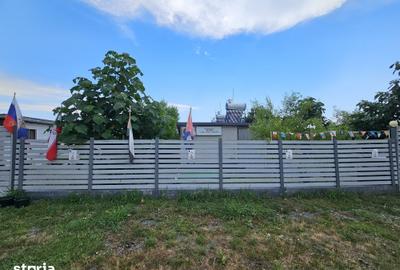 Casă cu 7 camere cu Teren 500 Mp în Central - 3