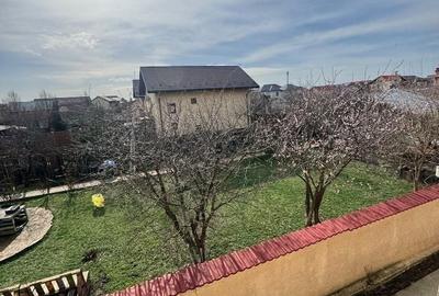 Casă cu 3 camere în Prelungirea Ghencea