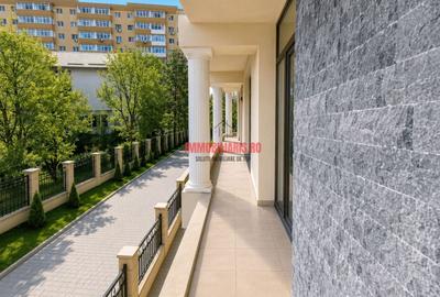 Casă individuală cu 8 camere cu Canalizare în Ozana - 18