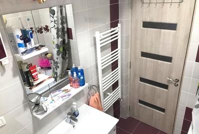 Apartament cu 2 camere decomandat în Valea Adâncă - 4