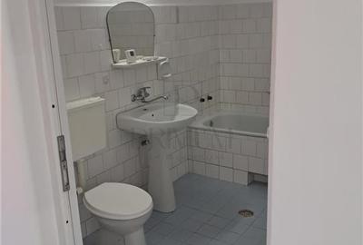 Spațiu comercial, de 55 mp, în Bălcescu - 6