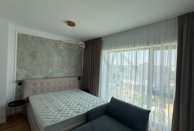 Casă cu 5 camere cu Teren 300 Mp în Băneasa