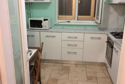 Apartament cu 3 camere decomandat, mobilat în Rahova - 6