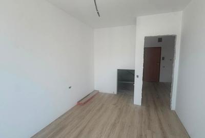 Apartament cu 2 camere decomandat în Torontalului - 11
