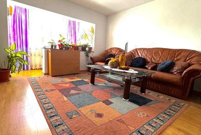 Apartament cu 3 camere decomandat în Central - 2