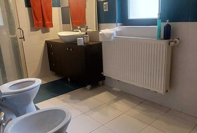 Casă cu 3 camere decomandat cu Teren 500 Mp în Ultracentral - 1