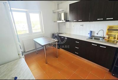 Apartament cu 2 camere decomandat în Narciselor