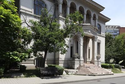 Casă cu 26 camere cu Teren 1848 Mp în Titulescu - 1