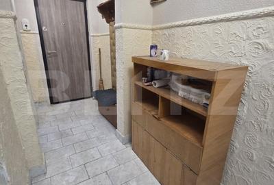 Apartament cu 2 camere decomandat, mobilat în Micro 13
