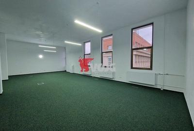 Birou, de 250 mp, în Ultracentral - 3