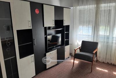 Apartament cu 2 camere decomandat în Independenței