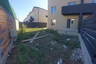 Casă cu 5 camere cu Teren 210 Mp în Central
