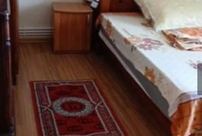 Apartament cu 2 camere decomandat în Gara