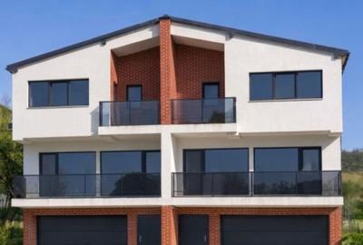 Casă cu 4 camere cu Teren 300 Mp în Central