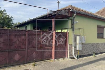 Casă cu 2 camere cu Teren 1167 Mp în Central - 2