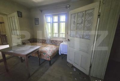 Casă cu 3 camere cu Teren 1954 Mp în Tomșani - 11